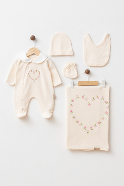 yukobaby bebeğiniz için en doğalı Bebek Kalp Çiçek Nakışlı %100 Pamuklu Çift Kat Triko Battaniyeli Yenidoğan Hastane Çıkışı Zıbın Seti