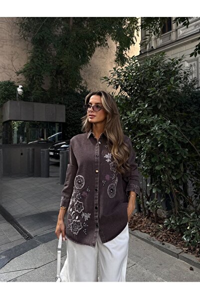 MİA NOURA KADIN ÖNÜ BONCUK İŞLEMELİ DENIM OVERSİZE KALIP GÖMLEK