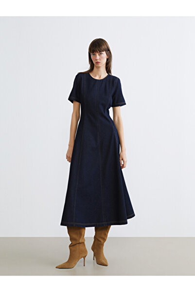 LC Waikiki Rmz Gi̇yi̇m Farkiyla Zero Roba Collar A-Fit Jean Dress
