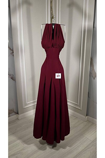 Boutique 219 فستان سهرة برغندي عنابي ياقة هالتر ثنيات درابيه خصر محدد قصة مخص...