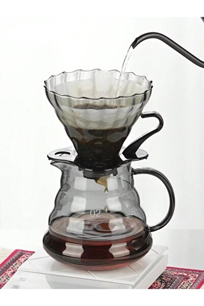 Your drinks Distillation funnel and server 02