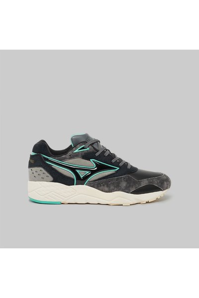 MIZUNO x Footpatrol Contender
