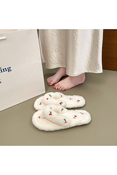Generic Brand Trendy Women's Imitation Fur Slippers