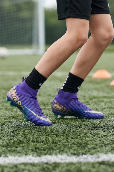 LALİGA 700 Purple Gold Patterned Semi-Professional Turf Football Shoes