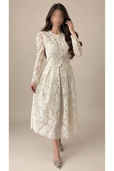Rose Embroidered Lace Set with Pearl Details
