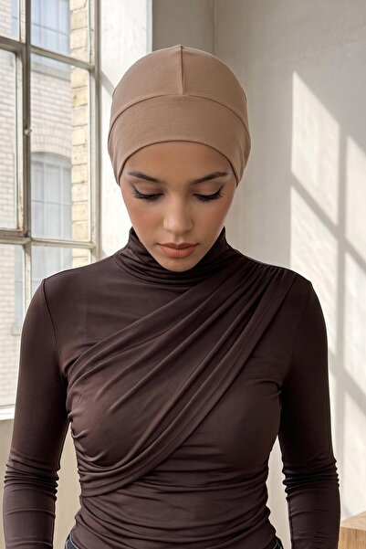 Aisha's Design تي شيرت داخلي من القطن الممشط، B-37