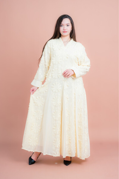 IKKXA Soft Petals Embroidered Jalabiya