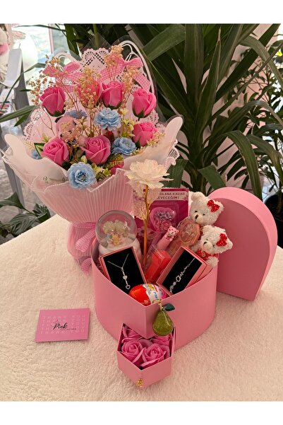 pink collection Love flowers hediye kutusu serisi