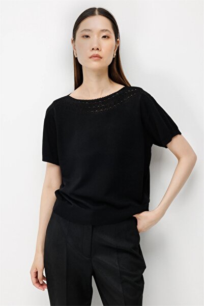 on Women's Lace Detailed Short Sleeve Blouse Black