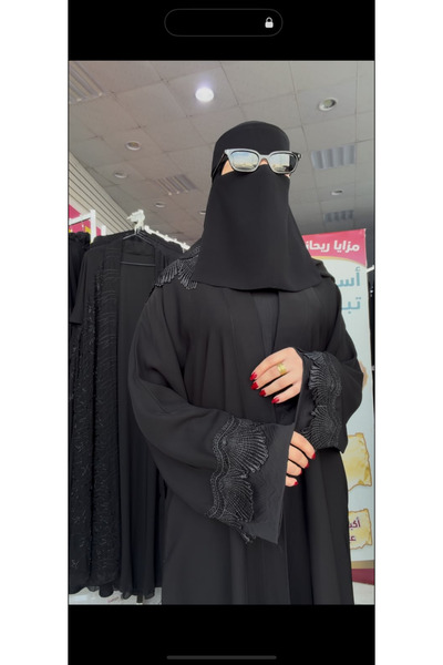 Advantages of Rehana Abayas Abaya Nuch Kluwesh with Luxurious Royal Crepe