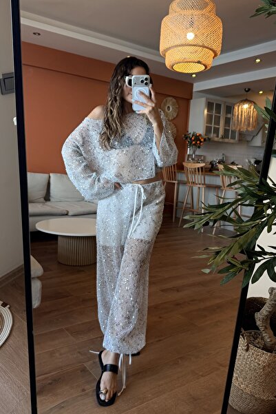 Gizem Ecemiş Shiny Gümüş Payetli File Bluz
