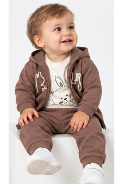 İrem Çocuk Giyim Baby Boy Cardigan Zipper Closure Embroidered Long Sleeve Rabbit Patterned Brown Color Three-Piece Tracksuit Set