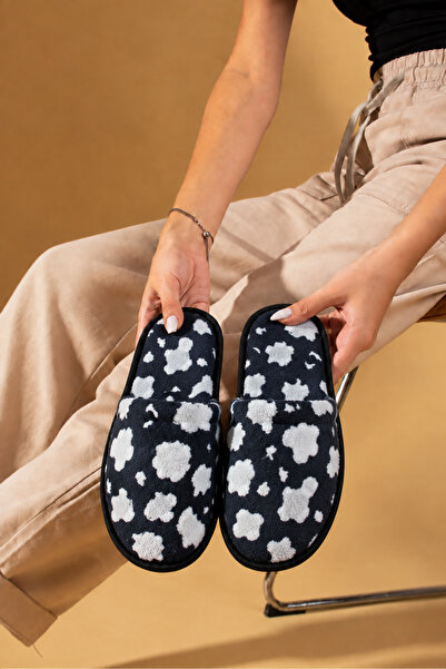 AGACE WOMEN'S HOUSE SLIPPERS GUEST SHELTER DOWERY WINTER CLOSED FRONT HOUSE S...