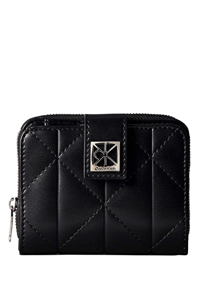 Calvin Klein Siyah Kadın Cüzdan QUILTED FLAP ZIP AROUND