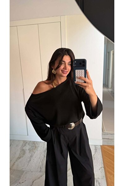 Bade Butik Crna bluza bez ramena