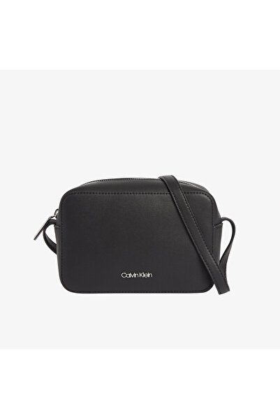 Calvin Klein حقيبة كاميرا Ck Must