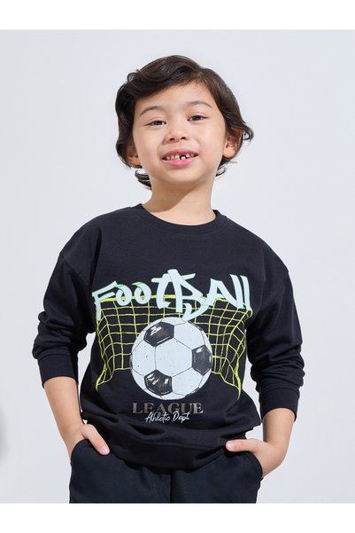 Styli Boys Black Football Print Regular Fit Sweatshirt