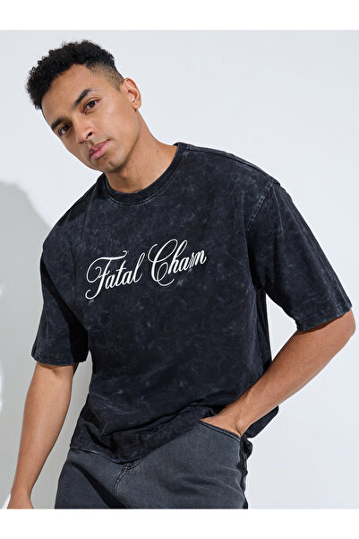 Styli Black Acid Wash Crew Neck Oversized T-Shirt With Front Print