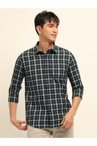 Bushirt By Styli قميص كاجوال أسود مربعات بياقة مفتوحة