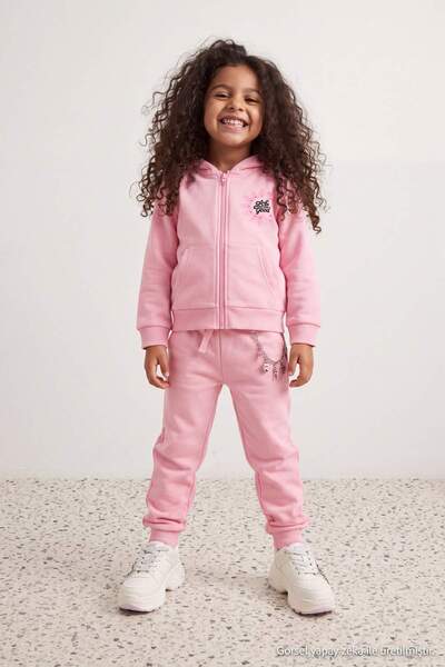 TRENDYOLKIDS Pembe Slogan Örme Alt - Üst Takım TKDAW25AU00040