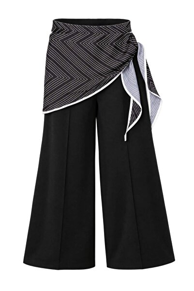 Trendyol Collection بنطلون واسع الساق بتفاصيل شال أسود صغير الحجم TWOAW27PL00097