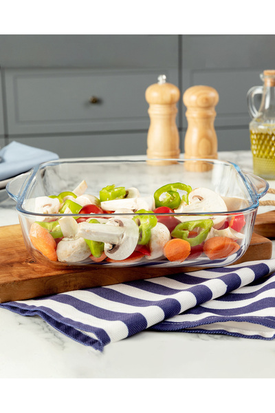 Madame Coco Savona Small Size Square Glass Oven Dish with Grill - Single