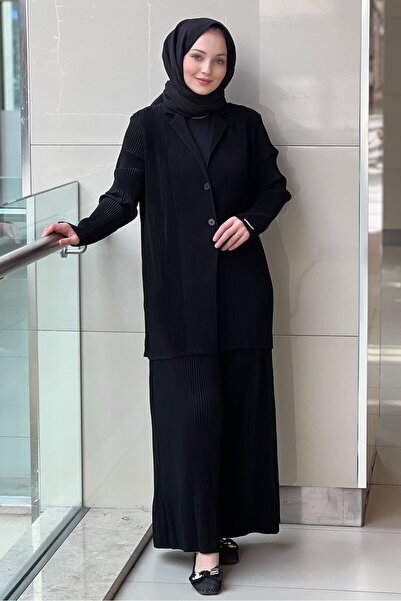 Ghisa Pleated Jacket and Pants Set