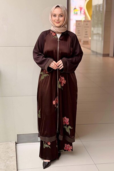 Ghisa Rose Embroidered Fabric Mix Cap Pants Set