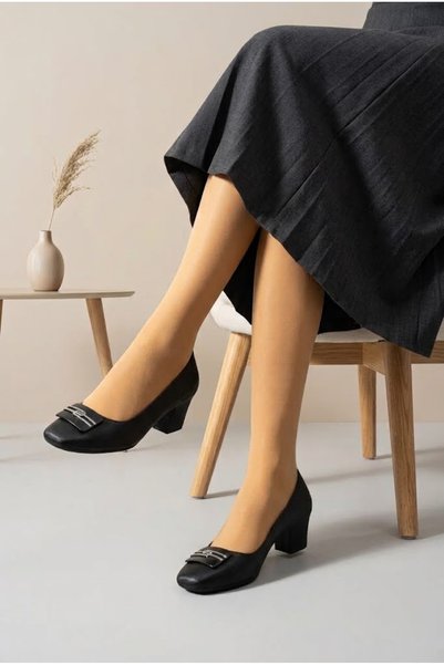 MERVESTORE Women's Black Classic Heeled Shoes
