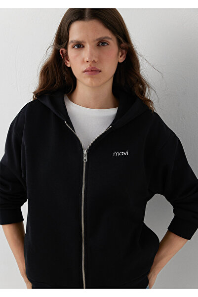 Mavi سويت شيرت أسود مطبوع عليه شعار 1S10554-900