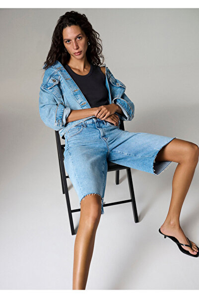 Mavi NICA SHORT Iconic Açık Jean Şort 1417236-A4111