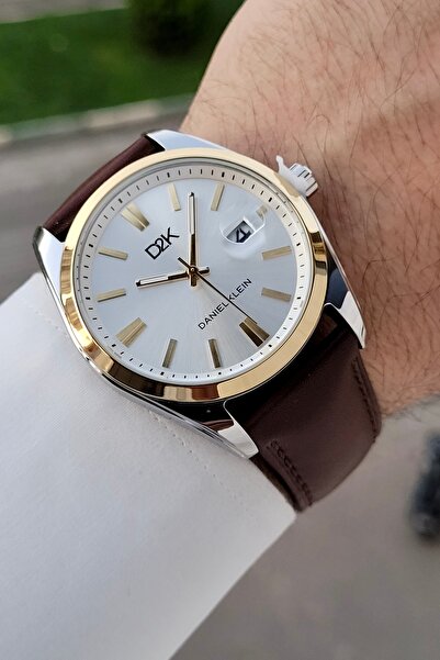 Daniel Klein Kasası Gri Gold Kordonu Kahverengi Renk 42 Mm Takvimli Görseldek...