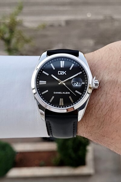 Daniel Klein Kasası Metalik Kordonu Siyah Renk 42 Mm Takvimli 2 Yıl Garantili...