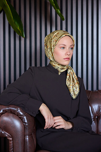 Aker Sarı 90X90 İpek Krep Saten Eşarp