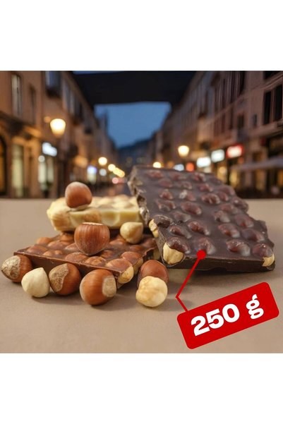 Dark Brown Karışık Kırma Beyoğlu Çikolatası: Bitter, Sütlü ve Beyaz Fındıklı 250 Gram