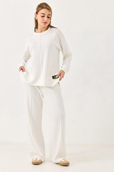 Juuuj White Stretchy Fabric High Waist Oversize Wide Cut Comfortable Fit Trou...