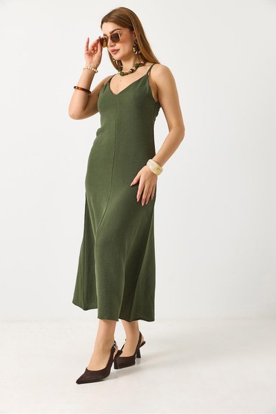 Juuuj Green Ayrobin Fabric Thin Straps V-Neck Relaxed Fit Midi Dress Suitable...