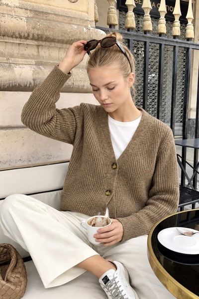 lamea Women's Buttoned V-Neck Knit Cardigan – Short Length Relaxed Fit - Brown