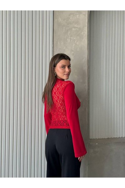 Ware Women's Spanish Style Stylish Blouse with Lace and Ruffle Detail