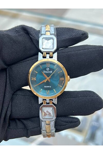 Sveston Women’s Luxury Quartz Watch | Elegant Blue Dial | Gold-Tone Bezel | Crystal Bracelet | Roman Numerals | Stylish Fashion Watch
