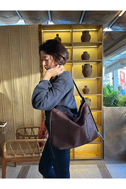 Lavora Bags حقيبة ألديرا النسائية المصنوعة من الجلد السويدي مع حزام قابل للتع...