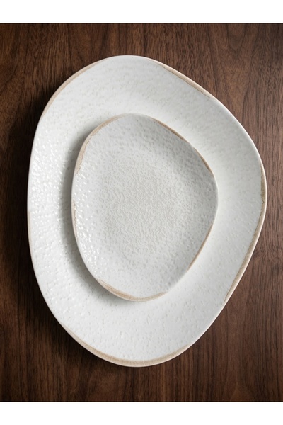 Kütahya Porselen 35 cm and 22 cm Modern Presentation Plates