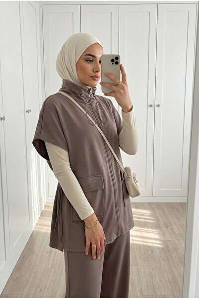 Kirazca Butik طقم نسائي مكون من قطعتين: سترة رياضية وسروال مع جيوب بسحاب