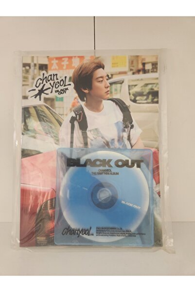ChanyeoL EXO 1st Mini Album Black Out Day Ver.