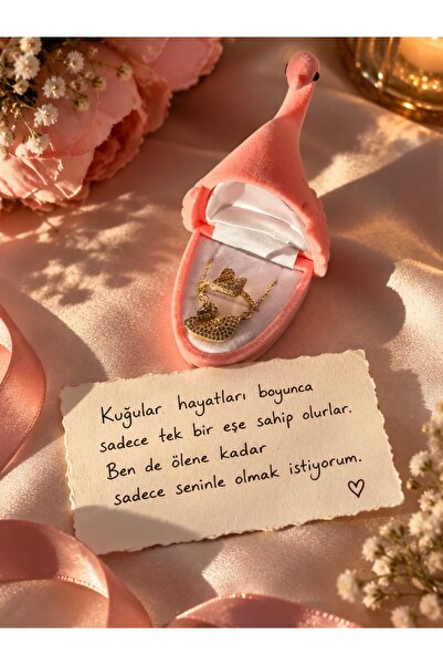 Home Kuğu Kutulu Kuğu Kolye Yüzük Seti