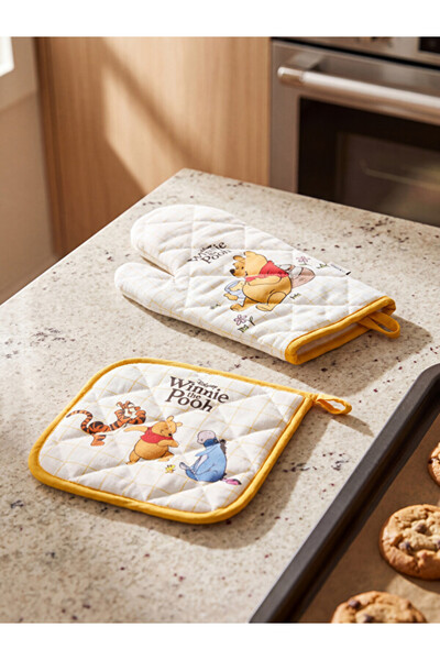 LC Waikiki Quality Parts from Çelebi Store Winnie the Pooh Printed Oven Mitt ...
