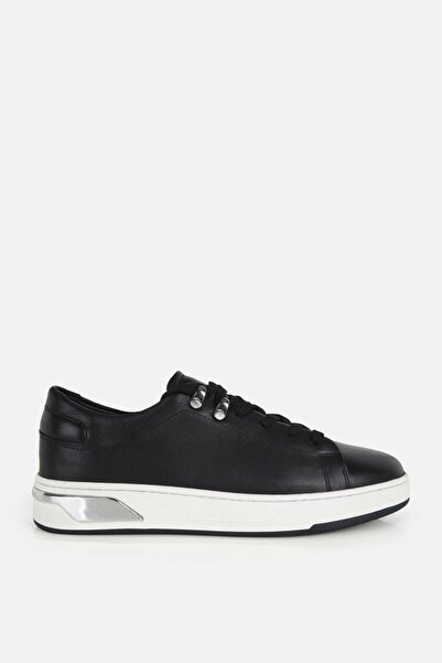 Yaya by Hotiç Erkek Siyah Deri Topuk Detaylı Bağcıklı Sneaker