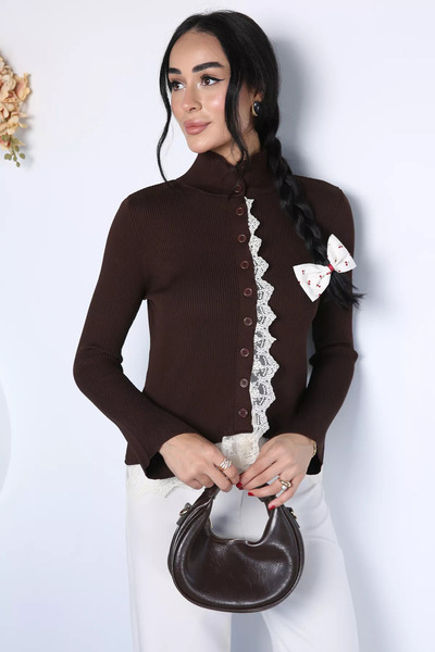 TOZLU Coffee Gülseli Women's Lace Detailed Front Buttoned Knitwear Blouse