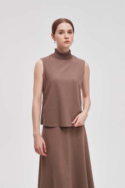 Livia Women's Waist-Length Plain High-Neck Top