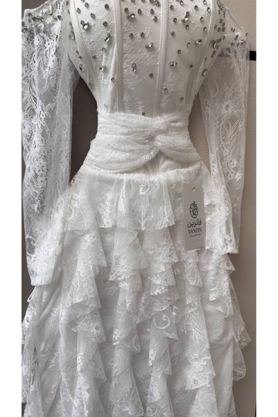 GORI FASHION Soft Dress with French Lace, Hand-Sewn